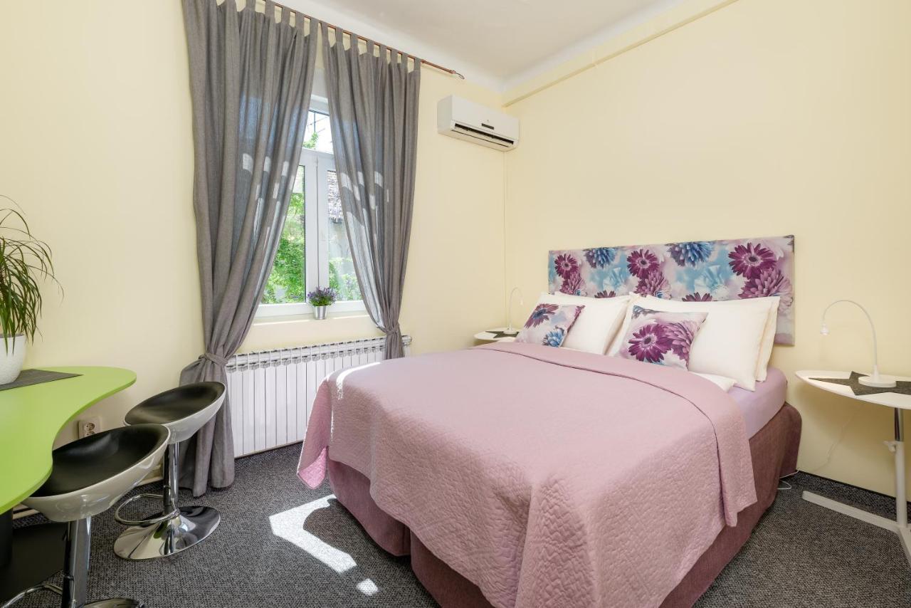 Rooms Mira By Anastasia Zagreb Extérieur photo